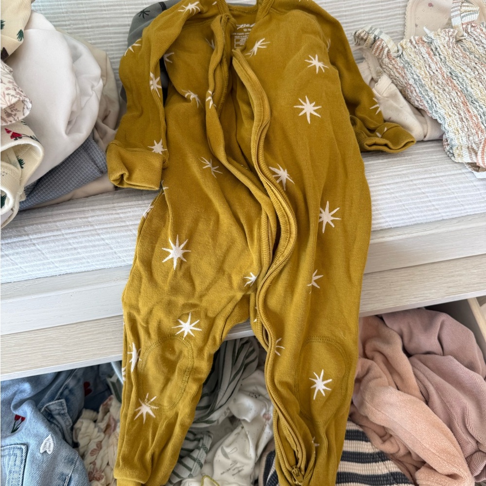 Cozy Mustard Star Print Footie